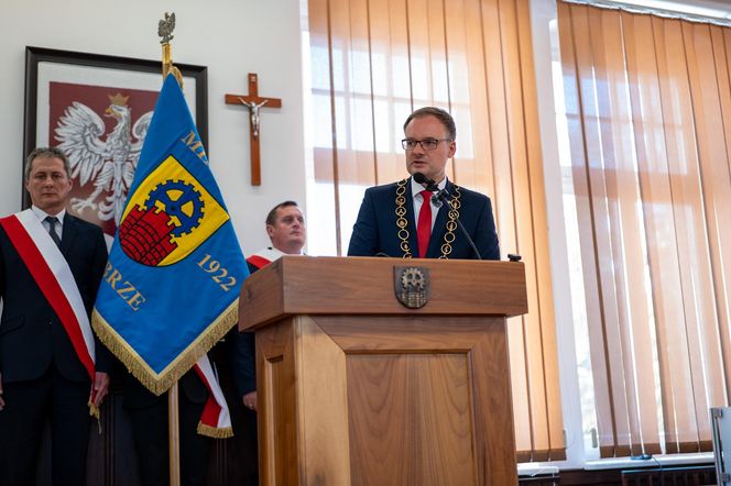 Zaprzysiężenie nowego prezydenta Zabrza. Kamil Żbikowski złożył ślubowanie i zwrócił się do mieszkańców