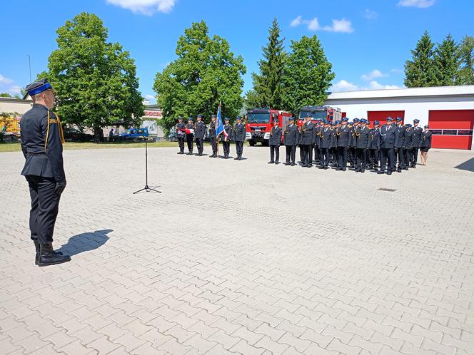 Akty nadania wyższych stopni służbowych odebrało w tym roku 21 strażaków z Komendy Miejskiej PSP w Siedlcach