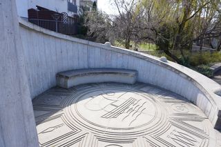 Kontrowersyjny pomnik na Bródnie