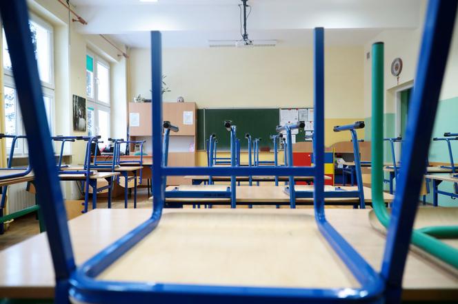 Powrót do szkół we wrześniu - w jakim trybie? Minister edukacji o planach resortu