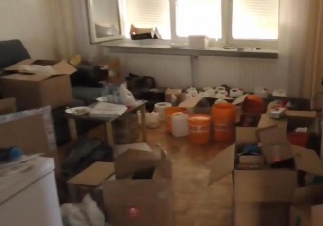 Duszący odór chemikaliów był trudny do zniesienia. Obywatele Mołdawii urządzili sobie laboratorium z wynajmowanego domu