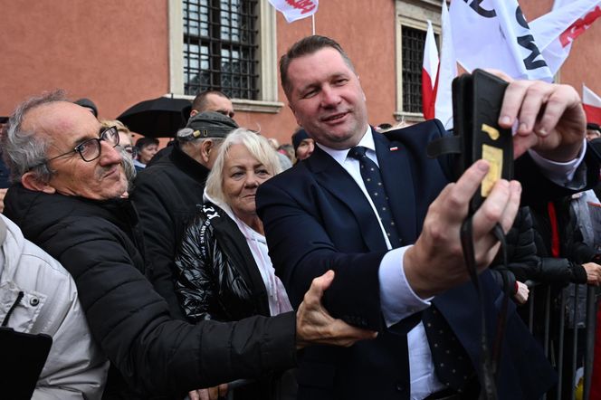 Manifestacja zwolenników Prawa i Sprawiedliwości w Warszawie