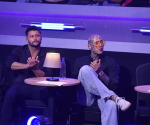 Tłum gwiazd na najnowszym odcinku Tańca z Gwiazdami. Fijał w czerwieni, Mróz w czerni i Frycz w bieli