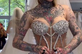 Monika Miller w sukni ślubnej