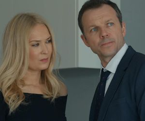 Barwy szczęścia, odcinek 3236. Karolina (Marta Dąbrowska), Bruno (Lesław Żurek)