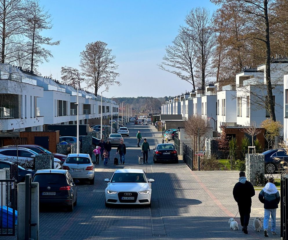6 | Przestrzeń wspólna na osiedlu Bluszczowe Wille przy ul. Zdziarskiej w Warszawie, proj. Andrzej Gomułka