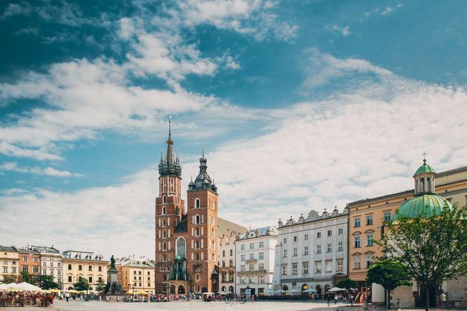 My podajemy miasto, ty zgadujesz ilu +/- ma mieszkańców. To zadanie wcale nie jest łatwe!