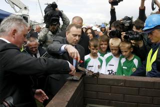 Uroczystość wmurowania kamienia węgielnego pod stadion we Wrocławiu