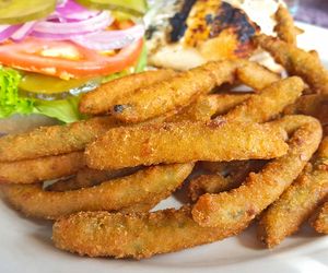 Fasolka szparagowa w cieście: przepis na smażoną fasolkę w puszystej panierce