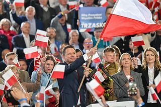 Trzaskowski cały w emocjach! Co za przemówienie! Tłum oszalał