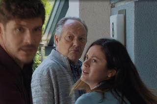 M jak miłość, odc. 1680. Marcin (Mikołaj Roznerski), Kasia (Paulina Lasota), Olewicz (Tomasz Dedek)