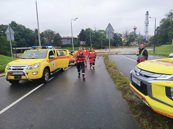 Ratownicy Zachodniopomorskiego WOPR pomagają na południu Polski