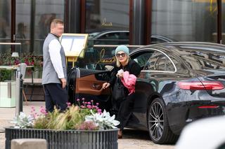 Grażyna Szapołowska przestawia pachołki