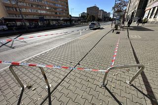 Rzucił się na staruszkę z nożem. 66-latek zatrzymany, 90-latka poważnie ranna