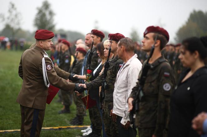 Świętowali żołnierze 6. Brygady Powietrznodesantowej. I inni spadochroniarze również