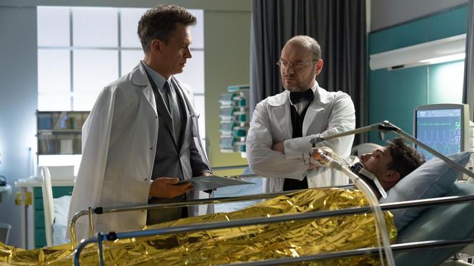 Na dobre i na złe, odc. 740. Marcin (FIlip Bobek), van Graaf (Redbad Klynstra-Komarnicki), Falkowicz (Michał Żebrowski)