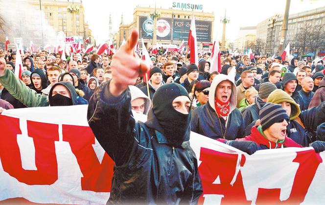 MARSZE w ŚWIĘTO NIEPODLEGŁOŚCI 2012 w Warszawie. Policja w gotowości - TRASY MARSZÓW