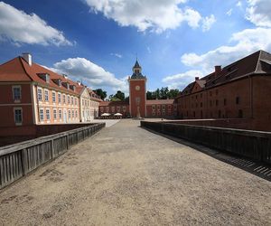   To miasto ma najładniejszy rynek w woj. warmińsko-mazurskim. Zobacz, co mówi AI