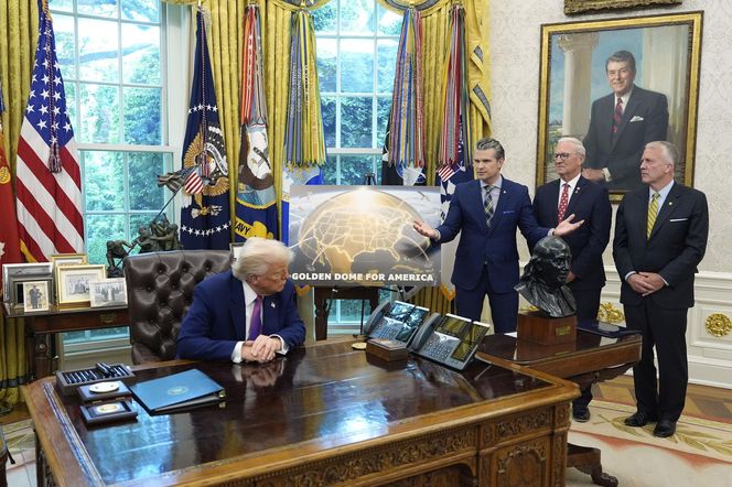 Kosmiczna Złota Kopuła ochroni Amerykę. Trump chce wydać na nią $175 miliardów