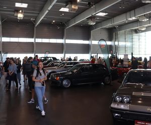 Retro Motor Show rozpoczęte! Wyjątkowe samochody na MTP!