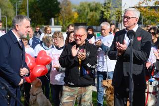 Poznań/ Otwarto Skwer Wielkiej Orkiestry Świątecznej Pomocy przy nowym szpitalu pediatrycznym