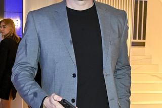 Fundacja Filipa Chajzera nie wypłaciła matce śmiertelnie chorego Oskarka setek tysięcy! Prokurator wkroczył, a Chazjer ucieka