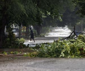 Huragan Rafael sieje spustoszenie. Tysiące domów zniszczonych, kraj odcięty od prądu