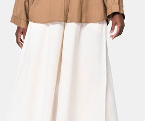 Spodnie culotte to must have tego lata. Jak je nosić w modnym stylu? 