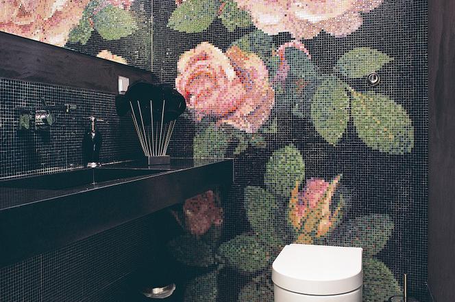 Motyw kwiatowy łazience