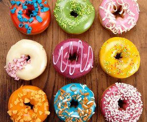 Donuty - na kolorowe pączki z dziurką