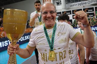 Nie obronił złota mistrzostw Polski siatkarzy, wypadł poza podium. Odchodzi z klubu