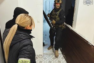 Policja rozbiła gang pseudokibiców ze Śląska. W tle handel narkotykami, przemyt i handel ludźmi