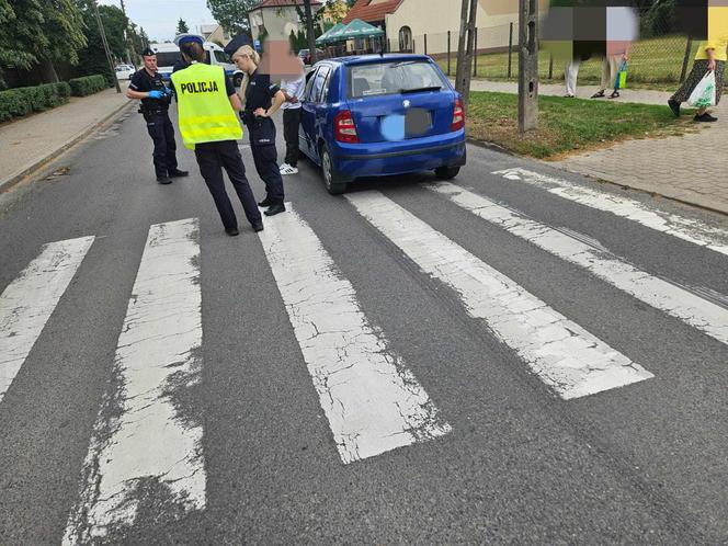 65-latka potrącona na przejściu dla pieszych na ul. Nowogrodzkiej w Łomży! [ZDJĘCIA]