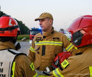 Pożar akumulatorowni na poddaszu zakładu przetwórstwa drobiu w Kawle