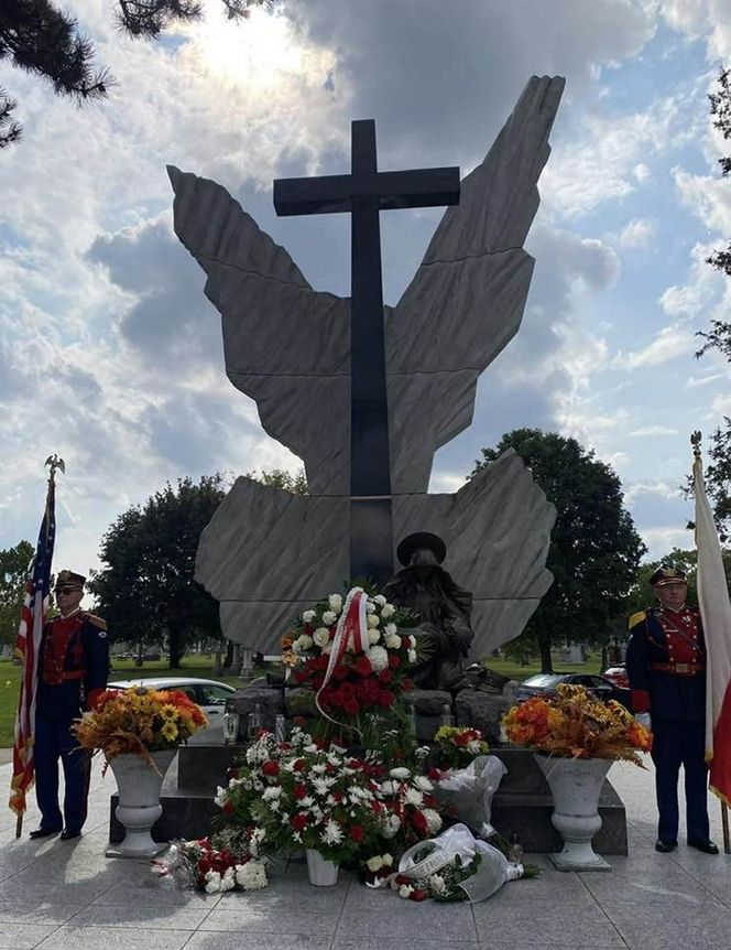 Poloniije obchody 86. rocznicy wybuchu II wojny światowej w Chicago