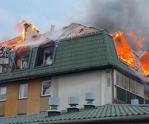 Pożar bloku mieszkalnego w Ząbkach 