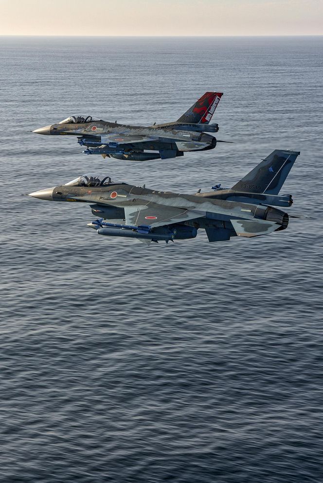 Myśliwce F-2