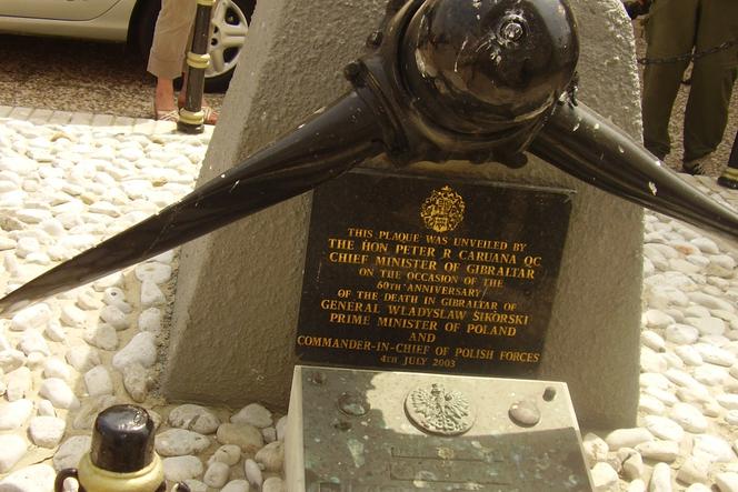 Pomnik generała Władysława Sikorskiego w Gibraltarze