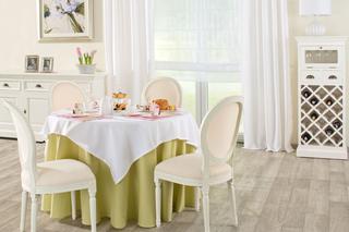 Romantyczny stół na Wielkanoc