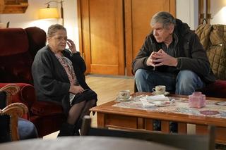 Pierwsza miłość odc. 3587. Roman (Lech Dyblik), Celina (Grażyna Zielińska)