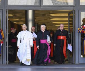 Znaczki z Papieżem.