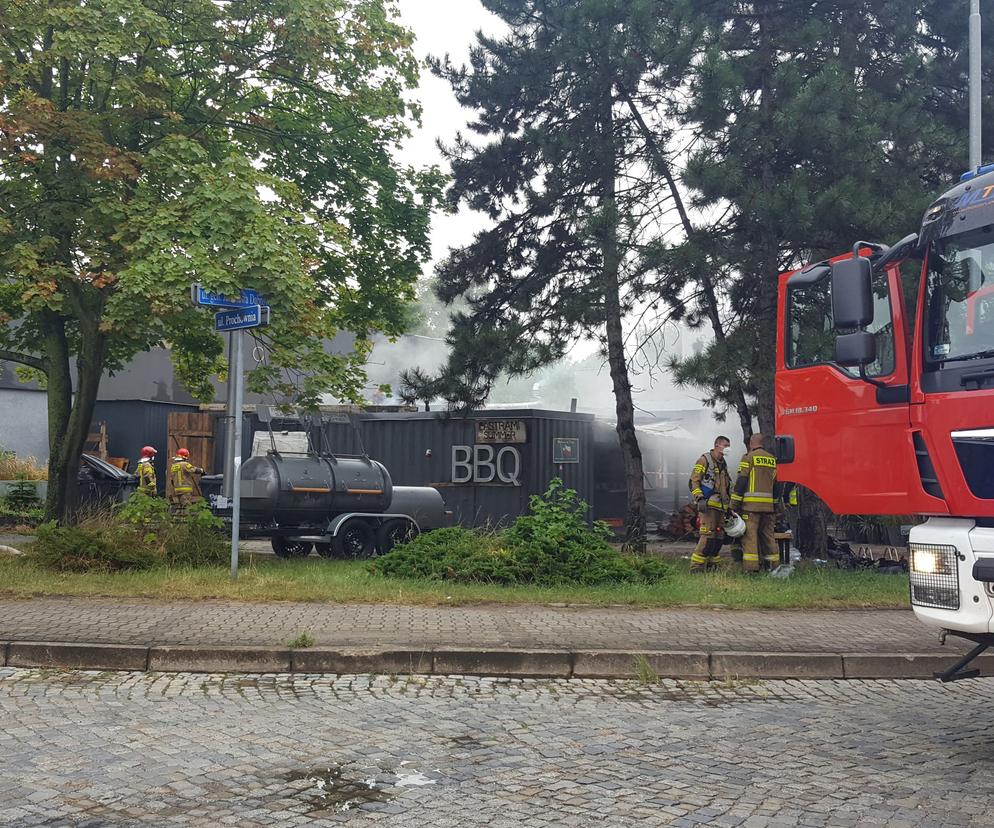 Spaliła się restauracja na Dąbrowskiego