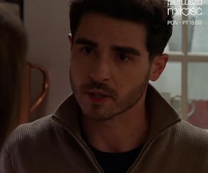 	Pierwsza miłość odc. 4032. Kacper (Damian Kulec), Izabela (Olga Bończyk)