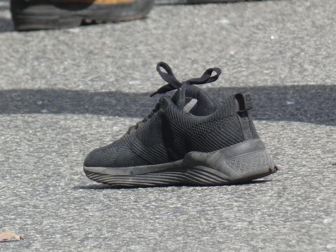 Tragedia w Marysinie Wawerskim: Motocyklista wjechał w pieszych przy cmentarzu