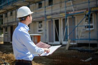 Na jakie wynagrodzenie może liczyć kierownik budowy? Czy ma szansę na podwyżkę płacy w 2023 roku?