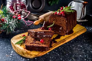 Przepis na piernik na maślance. Puszyste i aromatyczne ciasto na Boże Narodzenie