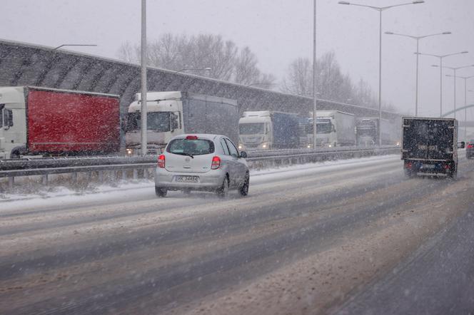 pogoda załamanie pogody deszcz ulewa śnieg