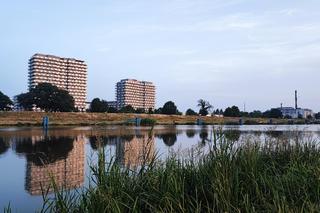 Co tak hałasuje na wrocławskim osiedlu? Zagadkę rozwiązali mieszkańcy