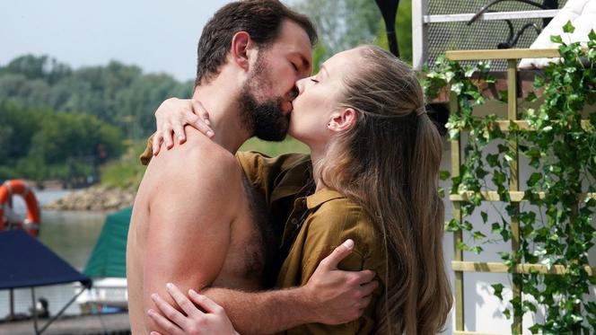 Barwy szczęścia, odc. 2732: Renata (Anna Mrozowska), Marcin Kodur (Oskar Stoczyński)