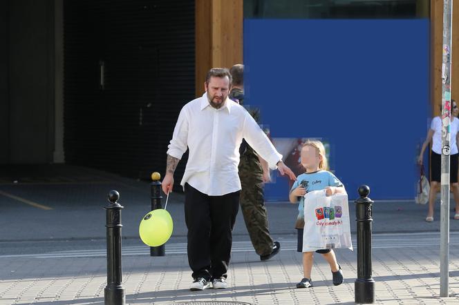 TWARDY "SCYZORYK" MIĘKNIE PRZY SYNU.